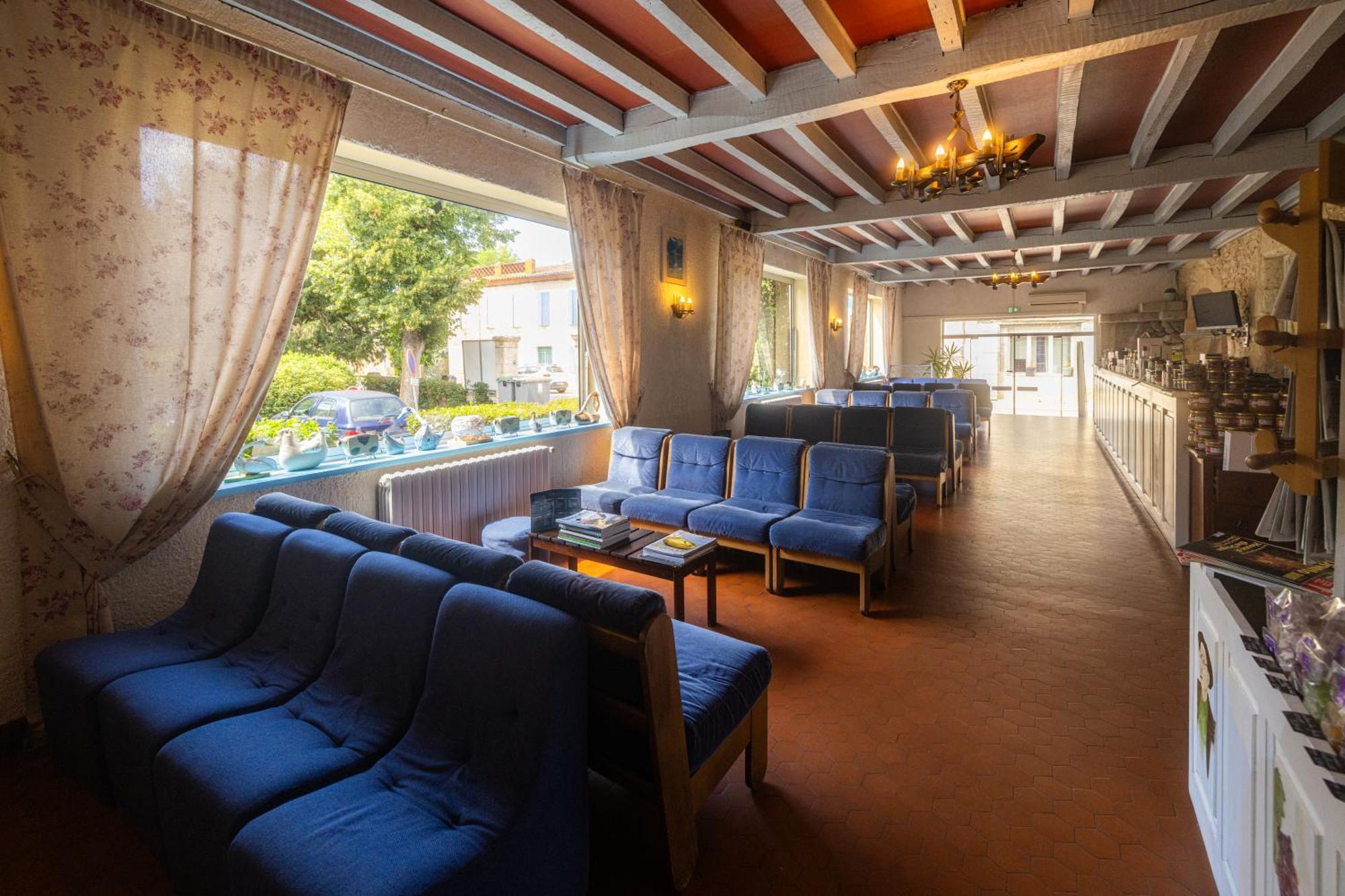 Hotel Restaurant Des Thermes Castera-Verduzan Exterior photo
