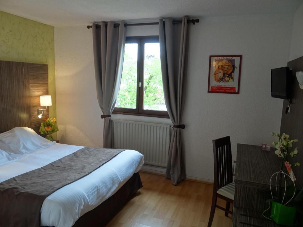 Hotel Restaurant Des Thermes Castera-Verduzan Room photo